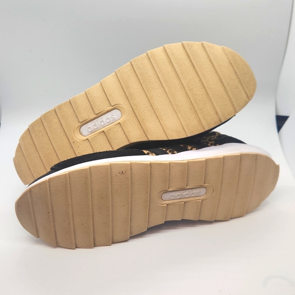 Adidas - Picture 4 of 5